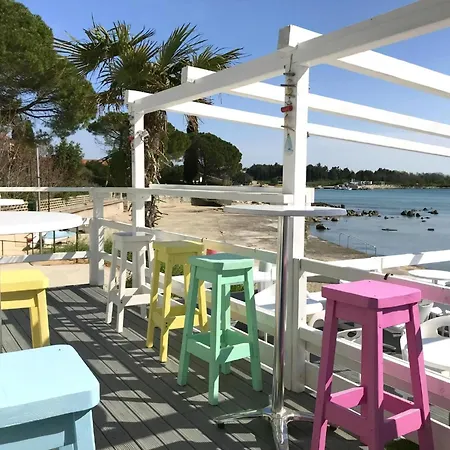 Apartamento Renovierte In Zambratija Mit Grossem Garten *